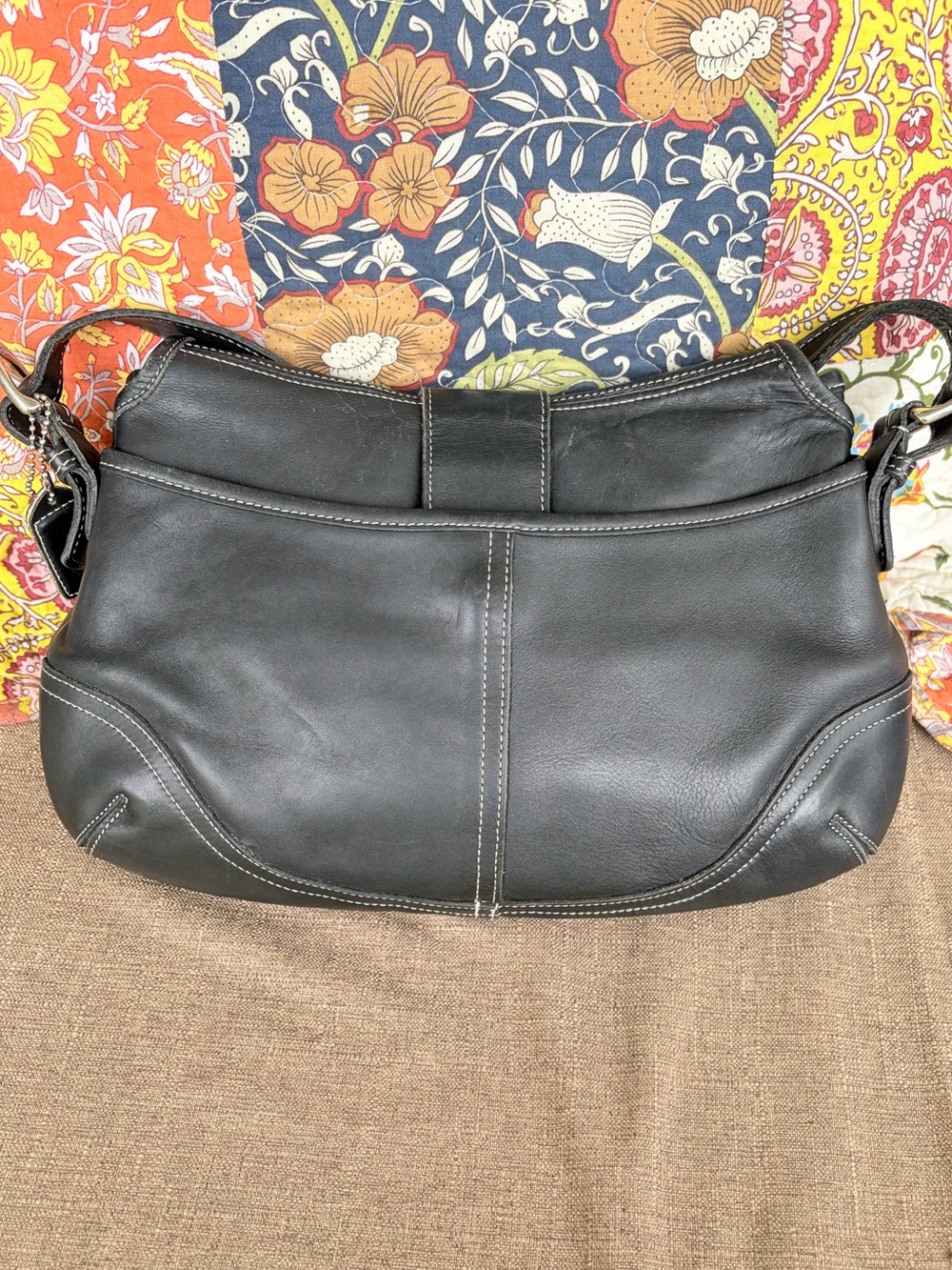 Vintage Coach Soho 9248 Black Leather Shoulder Bag Y2K Buckle Flap Purse - Picture 4 of 16